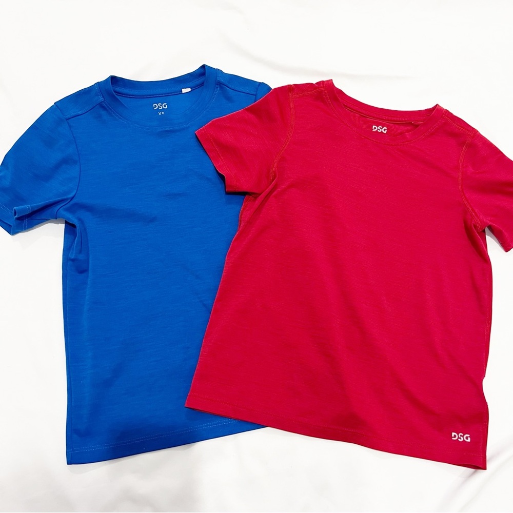 DSG Boys Movement T-Shirts Size XS (6-7)